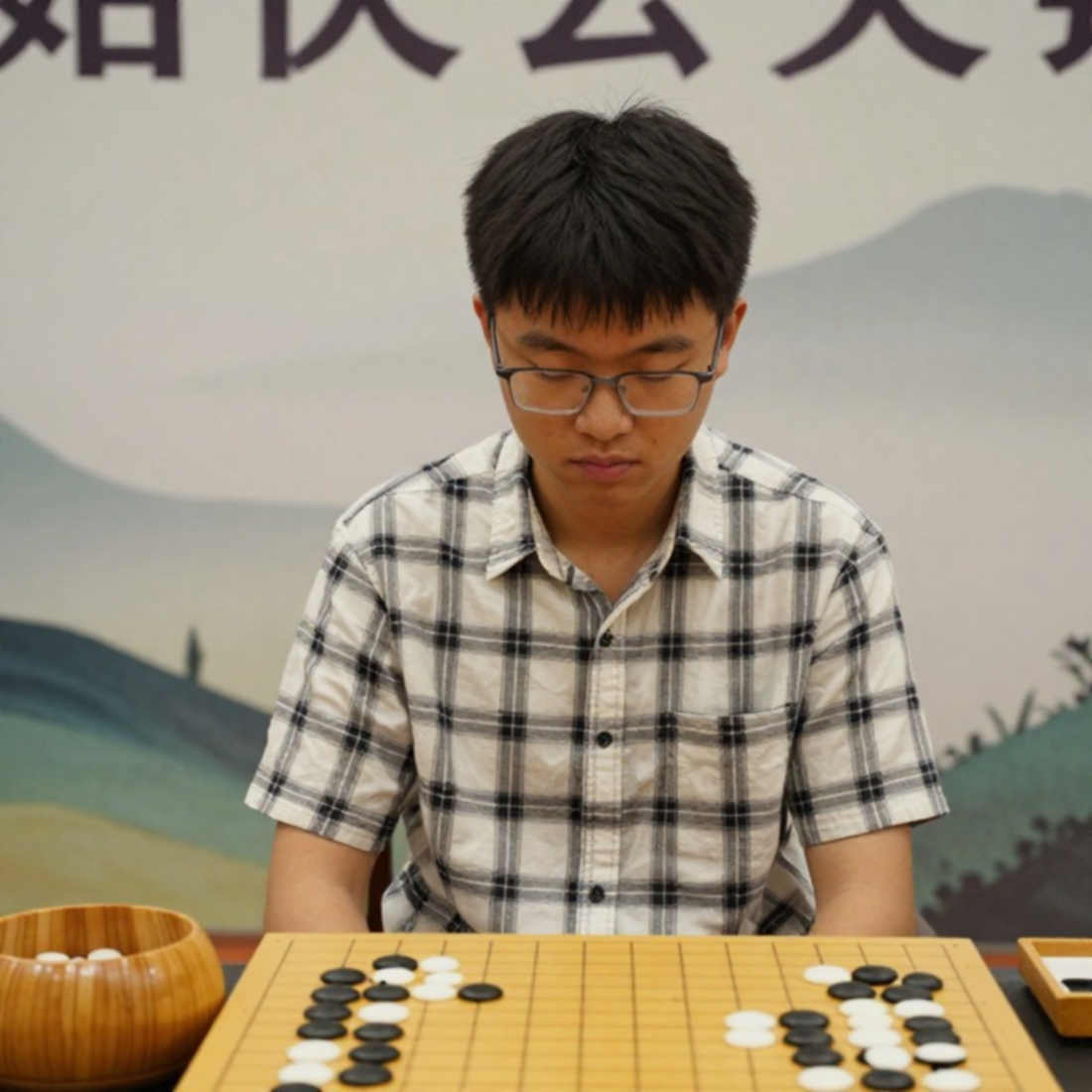 ChessBase Magazine #225: सुर्खी में यूरोपियन क्लब कप, बॉडी में शून्य चाल — एक लेजर ऑडिट